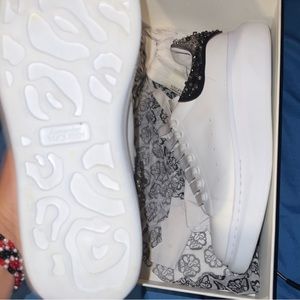 Alexander McQueen size 10